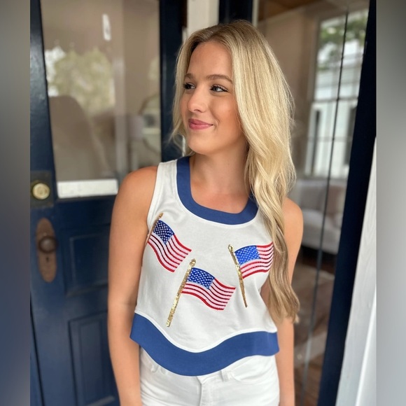 NWT QUEEN OF SPARKLES American flag tank in white/navy - Size Medium - Picture 1 of 6